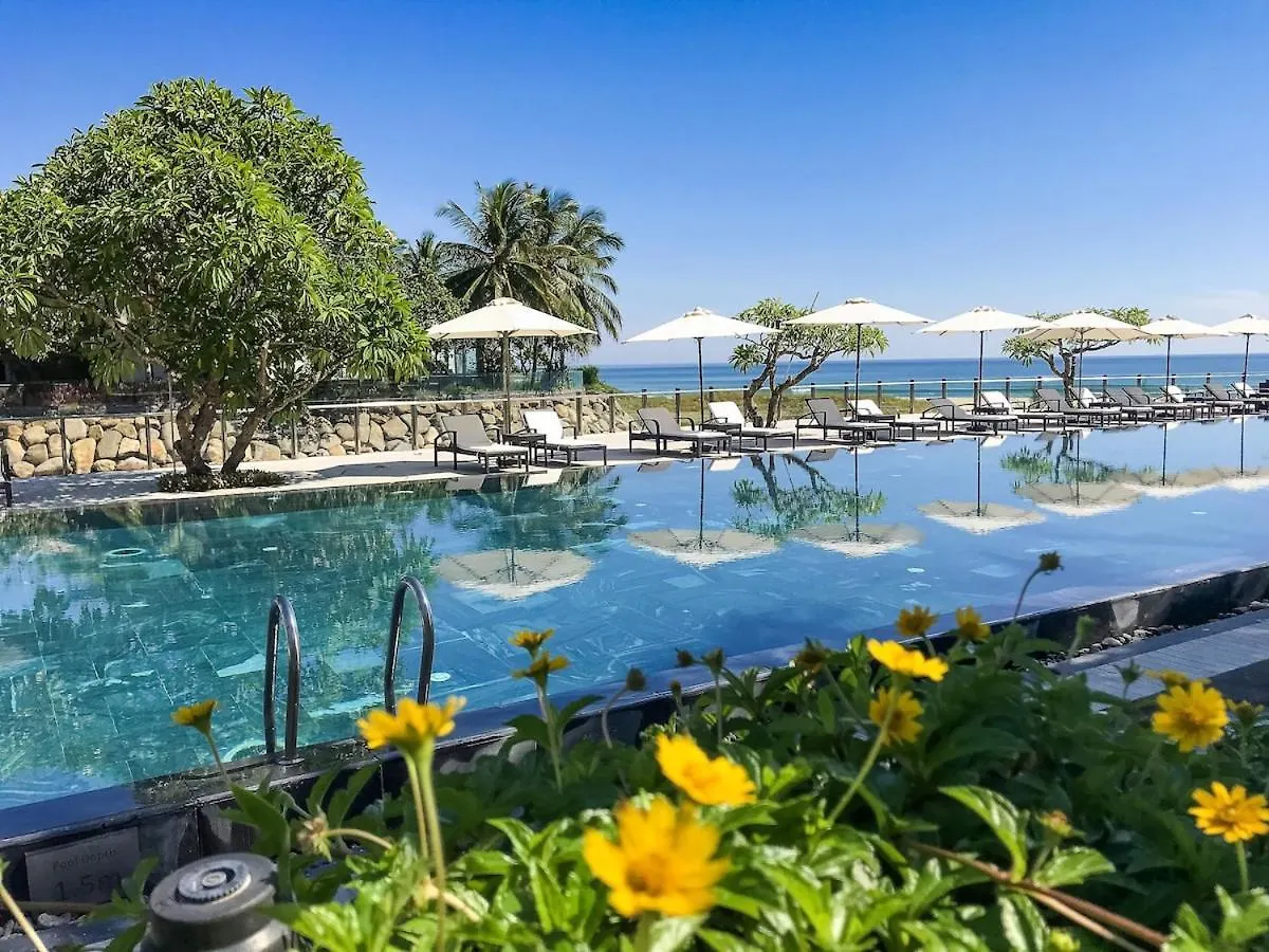 The Ocean Villas Managed By The Ocean Resort Da Nang 5*,
